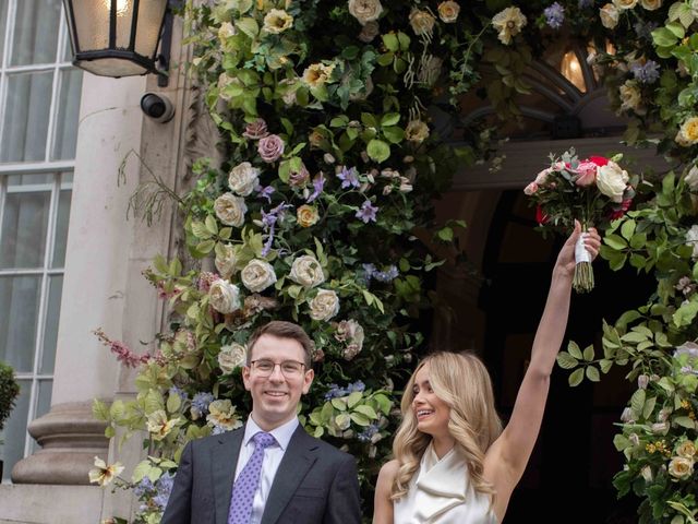 Mason and Katie's Wedding in Kensington &amp; Chelsea, West London 35