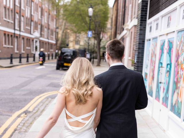 Mason and Katie's Wedding in Kensington &amp; Chelsea, West London 36