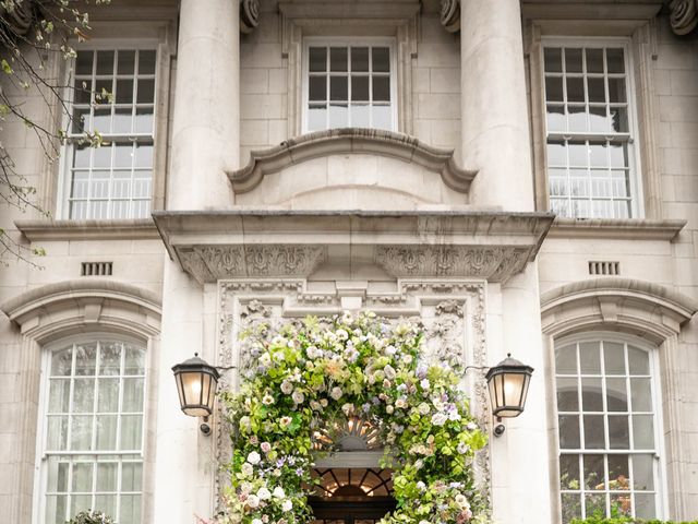 Mason and Katie's Wedding in Kensington &amp; Chelsea, West London 76