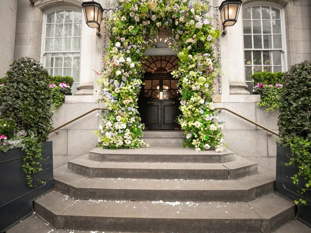 Mason and Katie's Wedding in Kensington &amp; Chelsea, West London 77