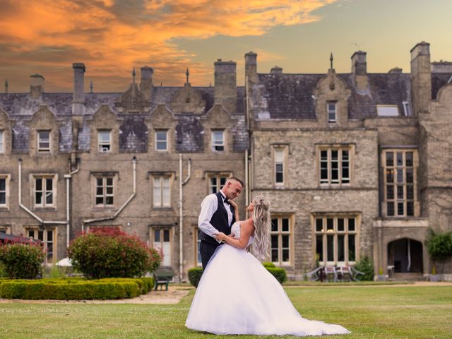 Tony and Amy&apos;s Wedding in Hemel Hempstead, Hertfordshire 159