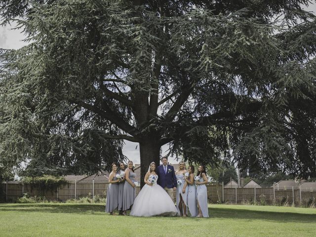 Maria and Dan&apos;s Wedding in Hornchurch, Essex 33