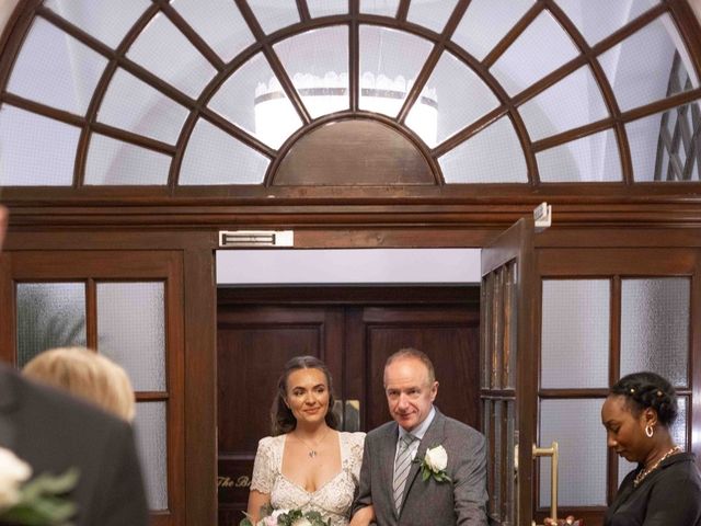 Sam and Jess's Wedding in Kensington &amp; Chelsea, West London 11