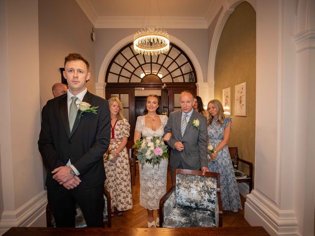 Sam and Jess's Wedding in Kensington &amp; Chelsea, West London 15