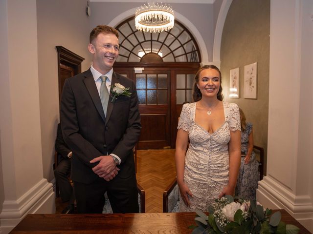 Sam and Jess's Wedding in Kensington &amp; Chelsea, West London 17