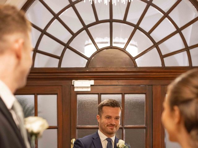 Sam and Jess's Wedding in Kensington &amp; Chelsea, West London 20