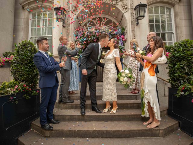 Sam and Jess's Wedding in Kensington &amp; Chelsea, West London 28