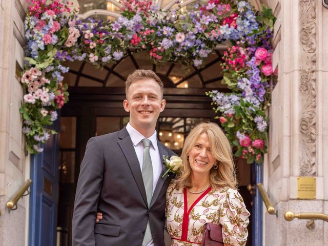 Sam and Jess's Wedding in Kensington &amp; Chelsea, West London 29