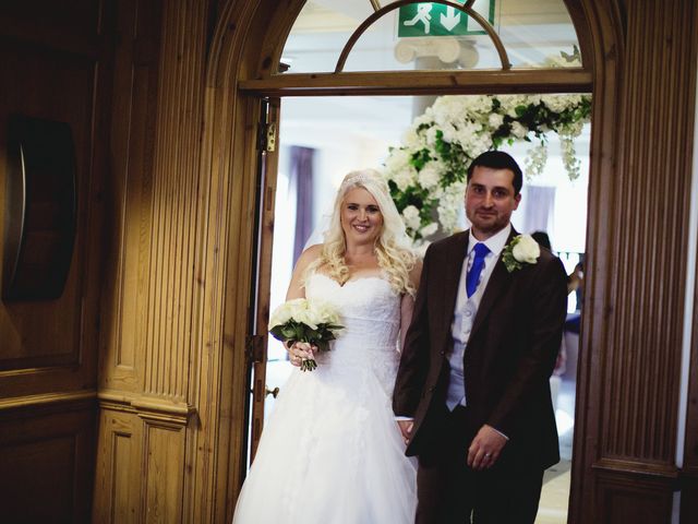 Lindsey and Mike&apos;s Wedding in Newton Le Willows, Merseyside 35