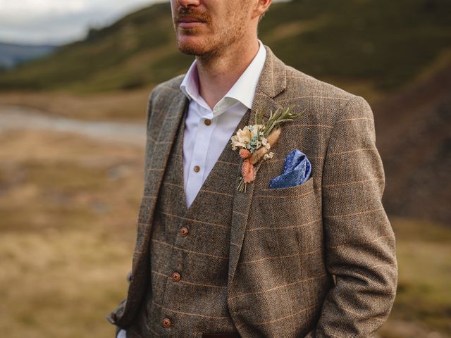 Arran and Rhiannon&apos;s Wedding in Lake District , Cumbria 17