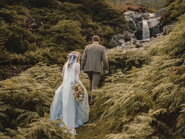 Arran and Rhiannon&apos;s Wedding in Lake District , Cumbria 20