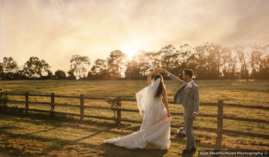 Hannah and Matthew's Wedding in Milton Keynes, Buckinghamshire