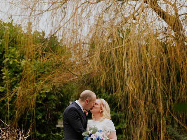 Peter and Casey's Wedding in Hull, East Riding of Yorkshire 15