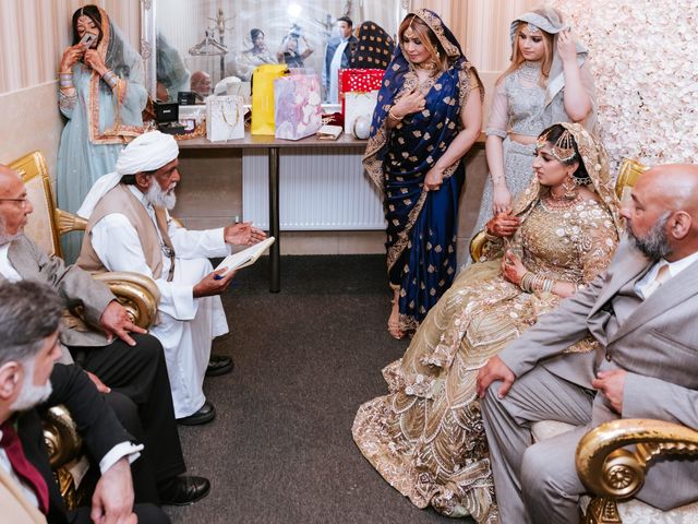 Rubina and Aman&apos;s Wedding in Ealing, West London 7