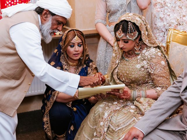 Rubina and Aman&apos;s Wedding in Ealing, West London 8