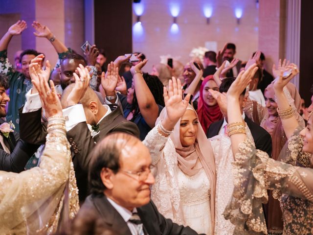 Rubina and Aman&apos;s Wedding in Ealing, West London 42