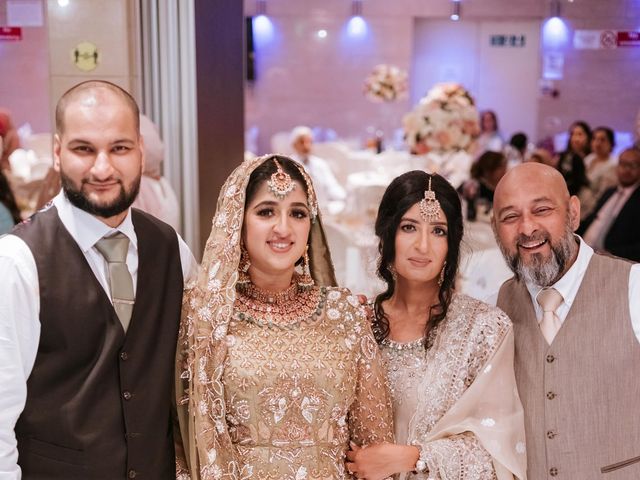 Rubina and Aman&apos;s Wedding in Ealing, West London 55