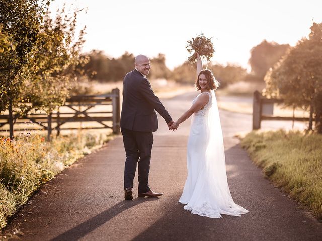 Mollie and Chris&apos;s Wedding in Malmesbury, Wiltshire 1