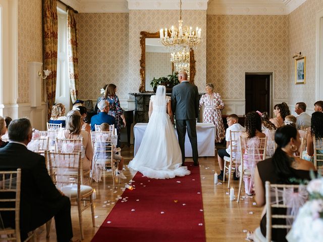 Daren and Katie's Wedding in Limpley Stoke, Somerset 31