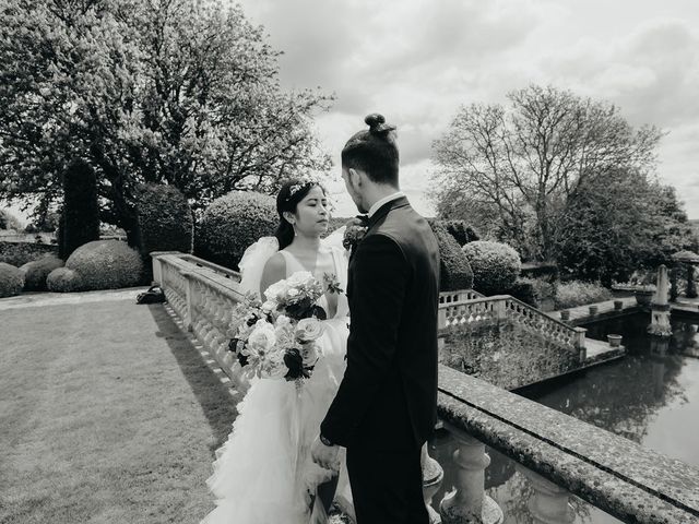 Guiseppe and Emily&apos;s Wedding in Chippenham, Wiltshire 6