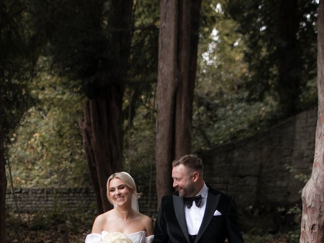 Matt and Robyn's Wedding in Maidstone, Kent 27