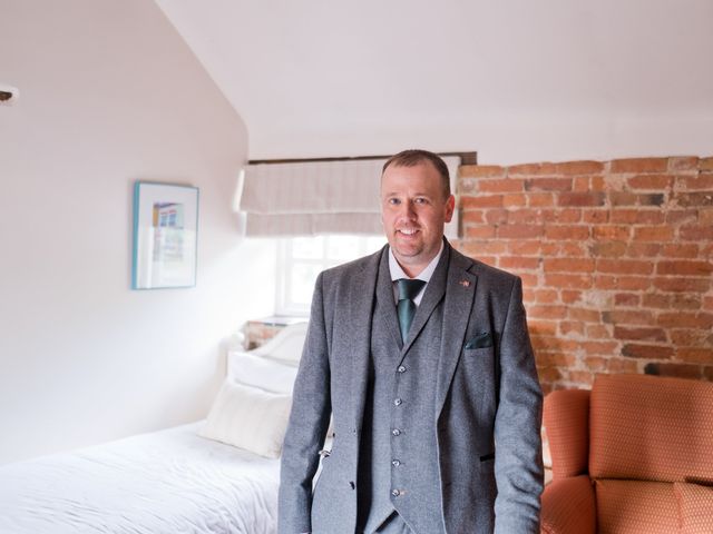 Emma and John's Wedding in Castle Donington, Leicestershire 5