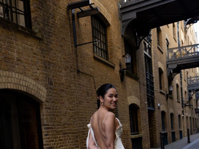 Andrea and Luciana's Wedding in Southwark, East London 31
