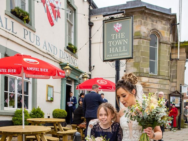 Alistair and Leanne&apos;s Wedding in Richmond, North Yorkshire 15