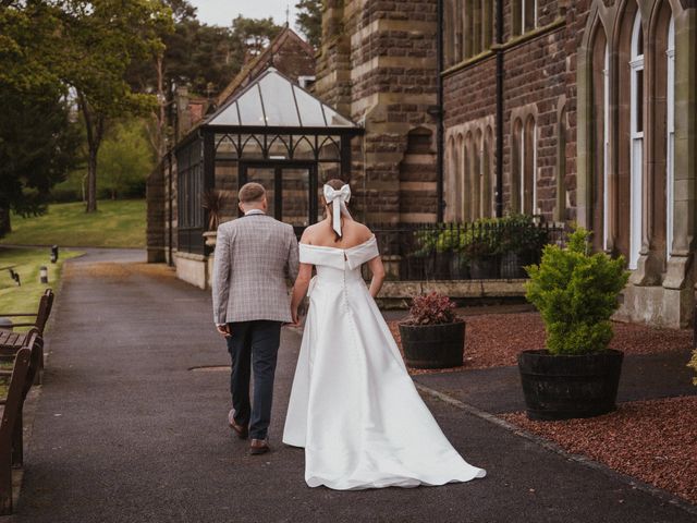 Jordan and Mollie&apos;s Wedding in Saltburn-by-the-Sea, North Yorkshire 23