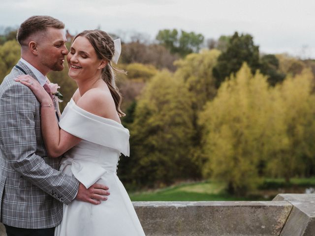 Jordan and Mollie&apos;s Wedding in Saltburn-by-the-Sea, North Yorkshire 24