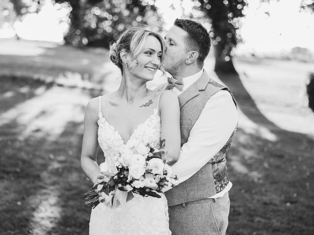 Rich and Katy&apos;s Wedding in Blagdon, Somerset 15