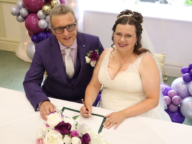 Darren and Sam's Wedding in Woodhall Spa, Lincolnshire 15