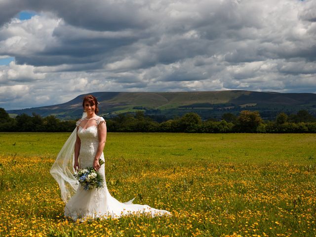 Adam and Amy&apos;s Wedding in Clitheroe, Lancashire 27