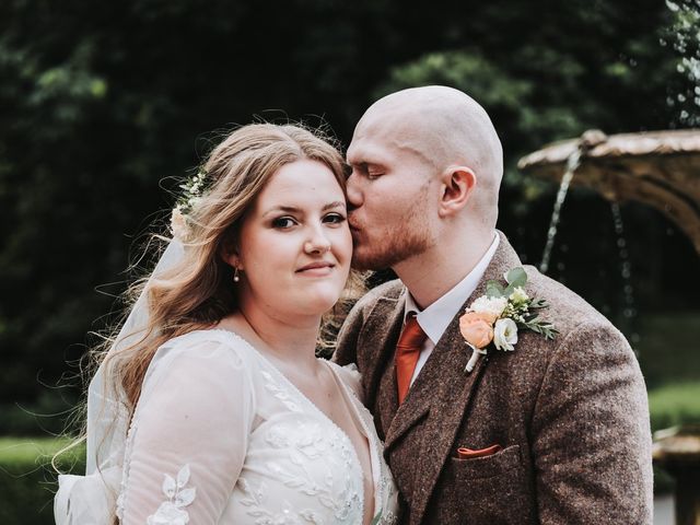 Damian and Fran&apos;s Wedding in Codsall, Shropshire 4