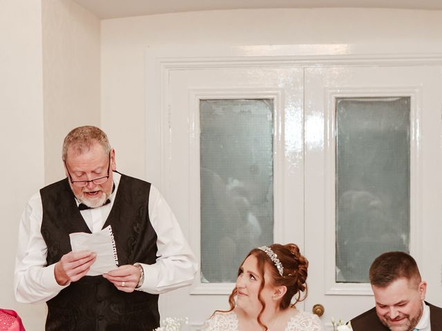 George and Valerie's Wedding in Kirkcaldy, Fife &amp; Angus 29