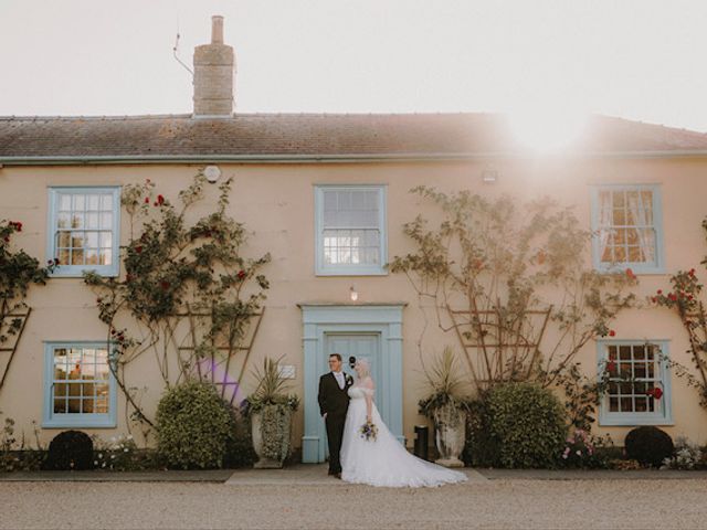 Ashley and Eleanor's Wedding in Royston, Cambridgeshire 2
