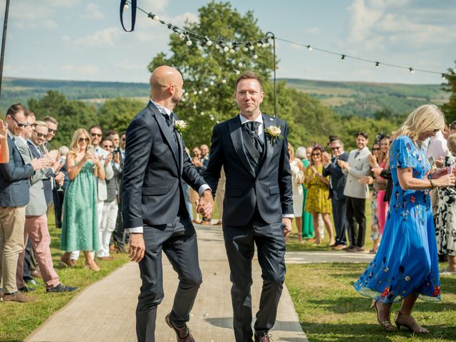 Graeme and Matt&apos;s Wedding in Grindleford, Derbyshire 32