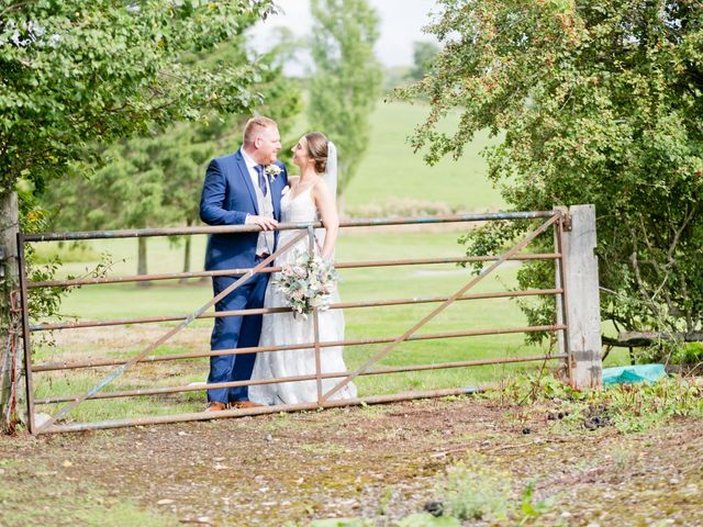 Rheanna and Alex&apos;s Wedding in Shearsby, Leicestershire 39