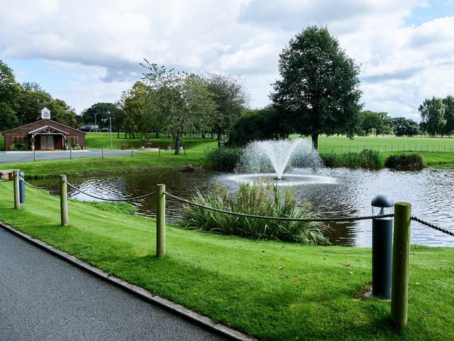 Oliver and Lauren&apos;s Wedding in Peover Superior, Cheshire 58