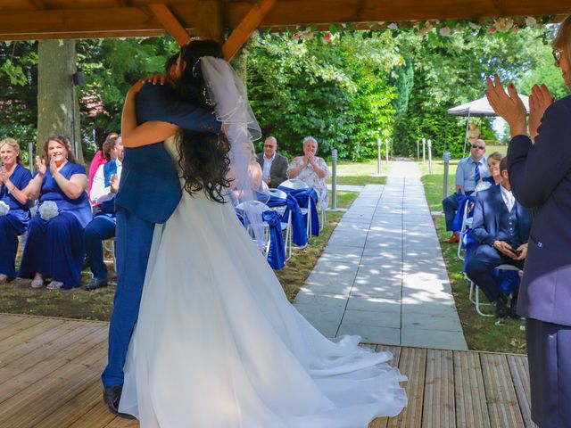 Alan and Leanne's Wedding in Faversham, Kent 11