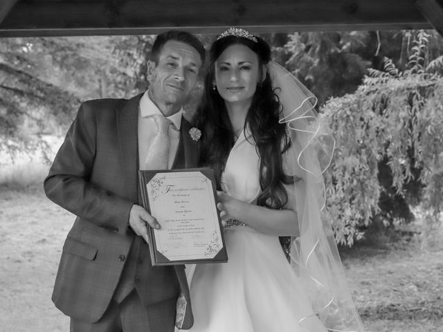 Alan and Leanne's Wedding in Faversham, Kent 13