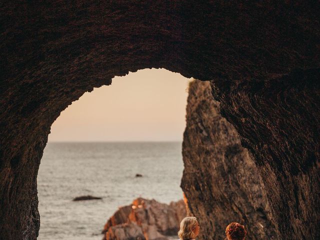 Ruth and Jess&apos;s Wedding in Ilfracombe, Devon 7