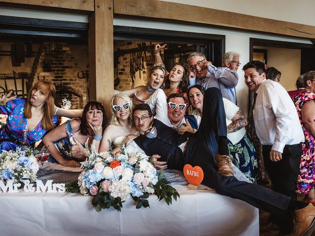 Thomas and Stacey&apos;s Wedding in Peterborough, Cambridgeshire 9