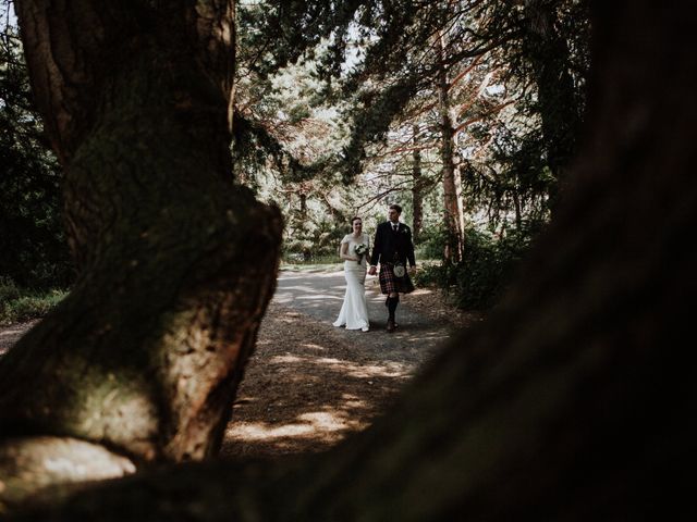 Cameron and Anna's Wedding in Edinburgh, Lothian &amp; Borders 8