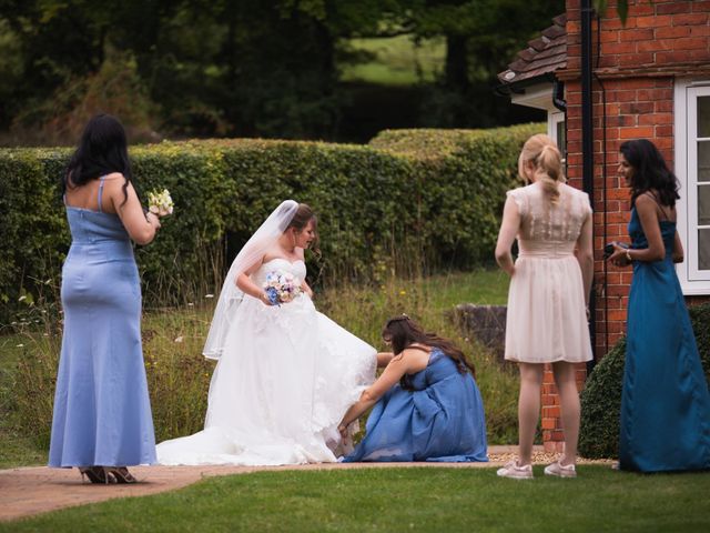 Tom and Hannah&apos;s Wedding in Steventon, Oxfordshire 27