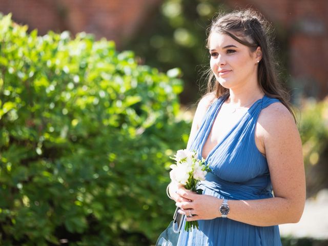 Tom and Hannah&apos;s Wedding in Steventon, Oxfordshire 44