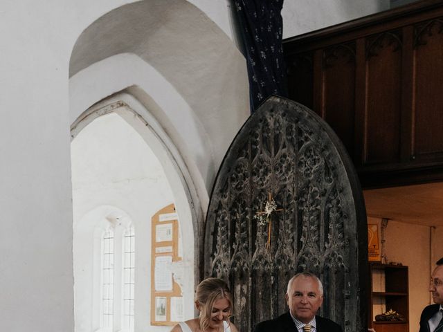 Mornas and Sami's Wedding in Framingham Pigot, Norfolk 10