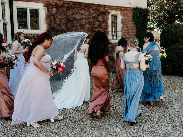 Tom and Hannah's Wedding in Towcester, Northamptonshire 4