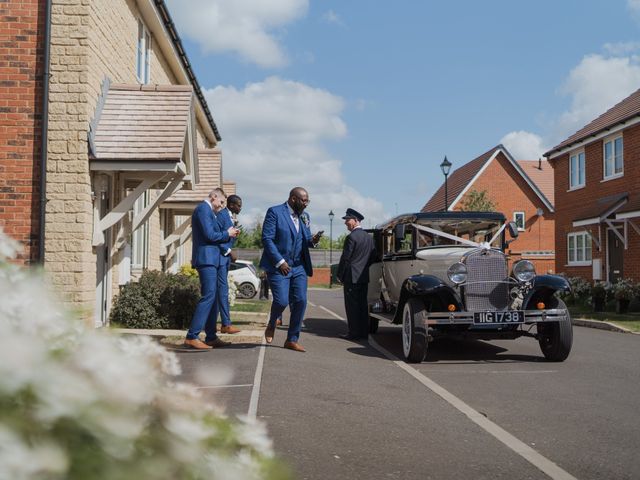 Ritchie and Emily&apos;s Wedding in Chipping Norton, Oxfordshire 18