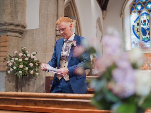 Ritchie and Emily&apos;s Wedding in Chipping Norton, Oxfordshire 24